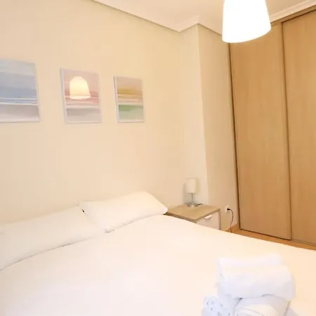 Notel Club - Calido En El Centro *